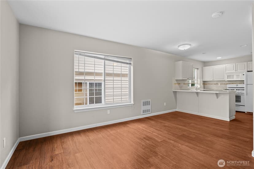 Property photo for 8526 Nesbit Avenue N #Unit D, Seattle photo 13