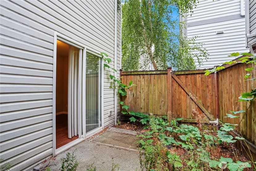 Property photo for 8526 Nesbit Avenue N #Unit D, Seattle photo 27