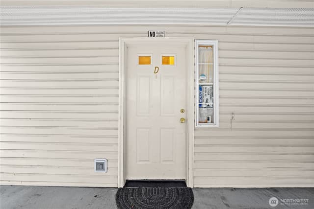 Property photo for 8526 Nesbit Avenue N #Unit D, Seattle photo 2