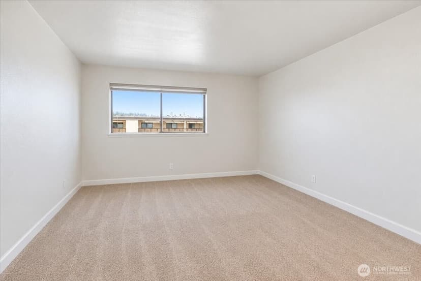 Property photo for 601 S 227th Street #409S, Des Moines photo 7