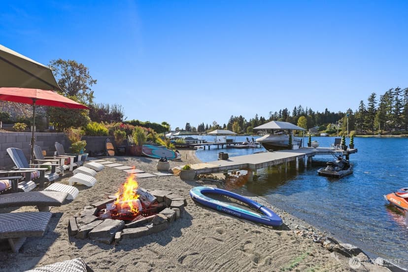 Property photo for 1504 E Lakeshore Drive, Lake Stevens photo 7