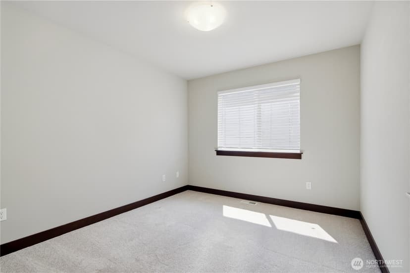 Property photo for 14725 41st Avenue SE, Bothell photo 22