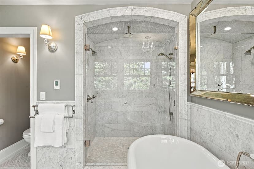 Property photo for 1905 33rd Avenue S, Seattle photo 26