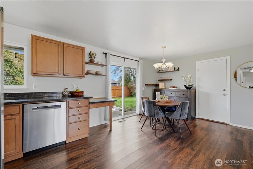 Property photo for 20807 3rd Avenue W, Lynnwood photo 10