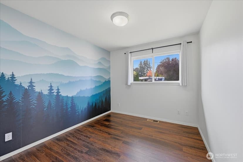 Property photo for 20807 3rd Avenue W, Lynnwood photo 16