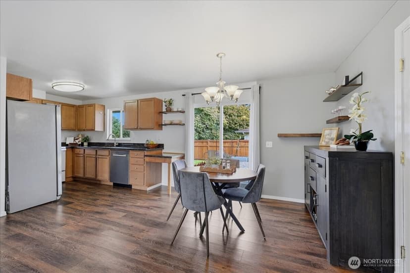 Property photo for 20807 3rd Avenue W, Lynnwood photo 11