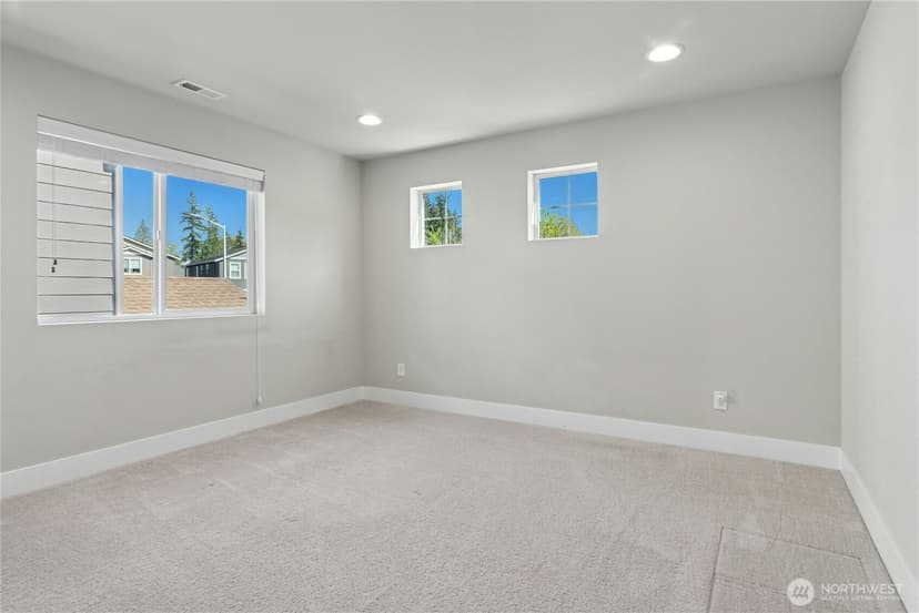 Property photo for 2238 100th Drive SE, Lake Stevens photo 21
