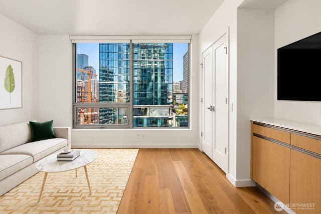 Property photo for 1808 Minor Avenue #1403, Seattle photo 3