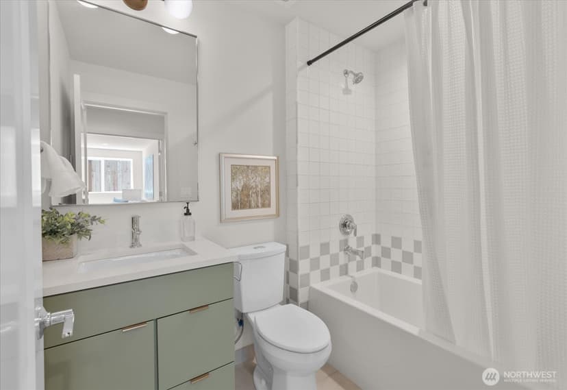 Property photo for 5739 25th Avenue NE, Seattle photo 38