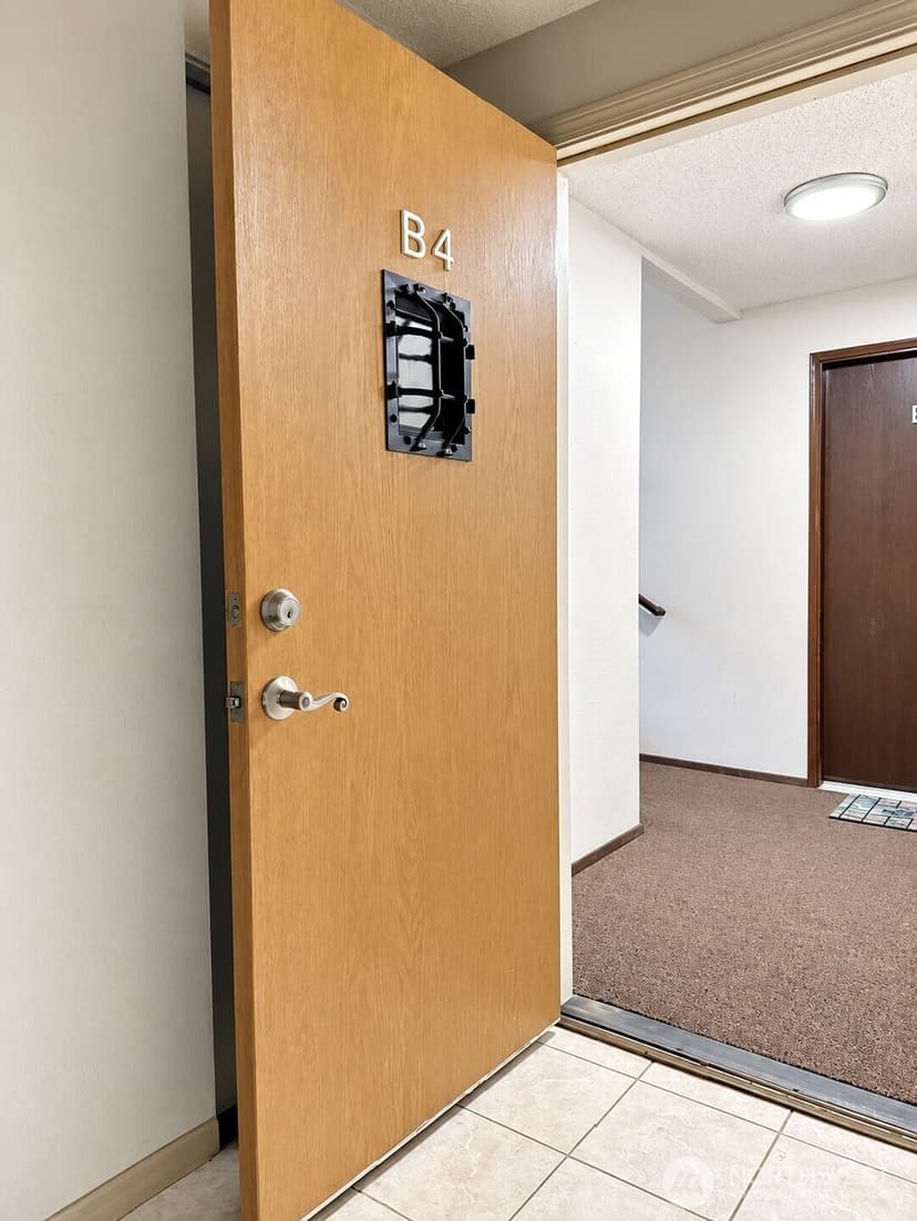 Property photo for 32110 SW 45th Place ##B-4, Federal Way photo 3