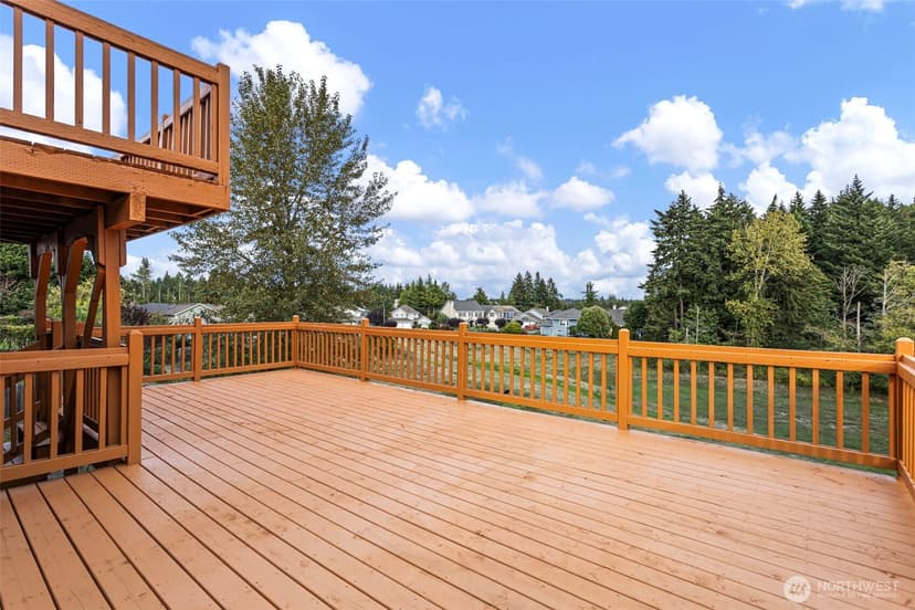 Property photo for 35402 7th Avenue SW, Federal Way photo 12