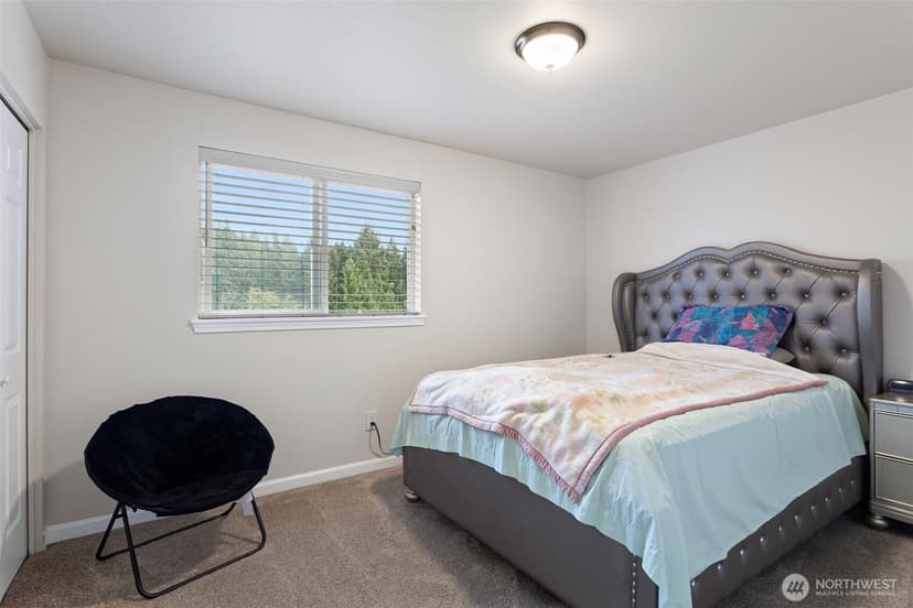 Property photo for 35402 7th Avenue SW, Federal Way photo 21
