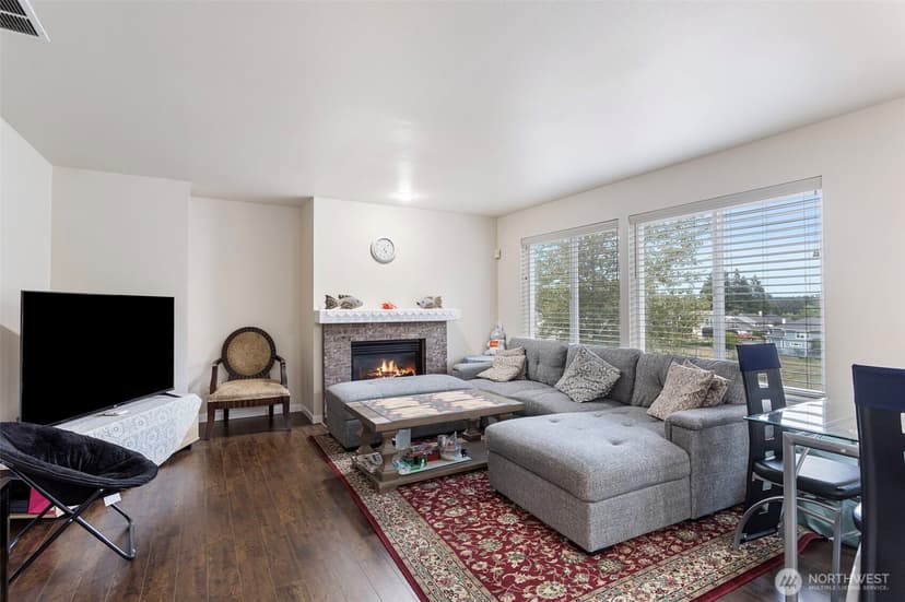Property photo for 35402 7th Avenue SW, Federal Way photo 8