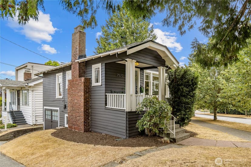 Property photo for 7520 Linden Avenue N, Seattle photo 28