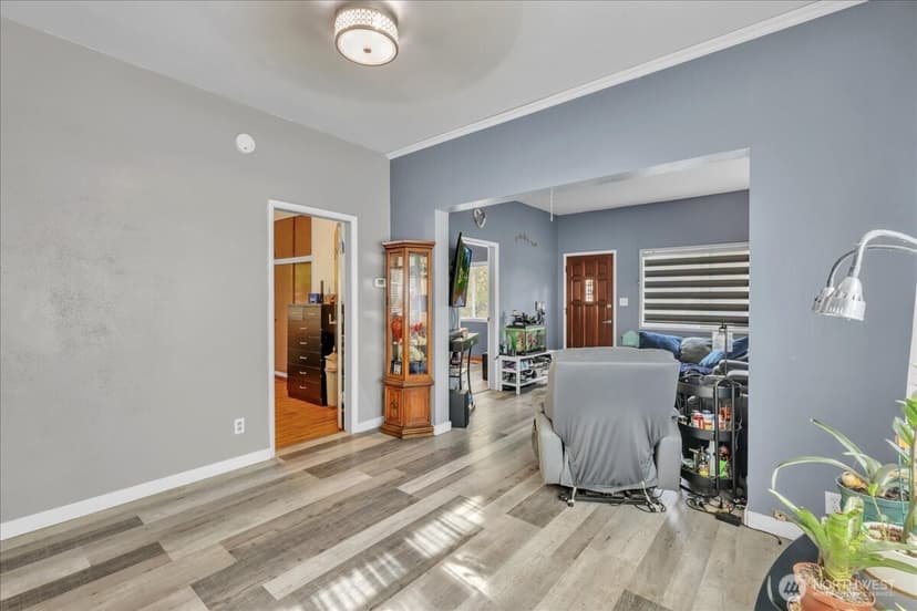 Property photo for 7355 17th Avenue NW, Seattle photo 12