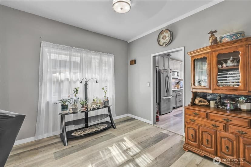 Property photo for 7355 17th Avenue NW, Seattle photo 11