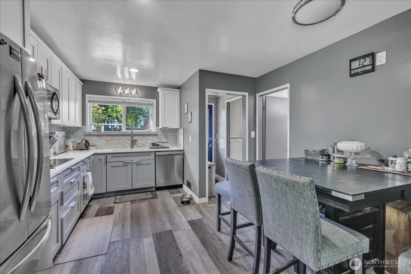 Property photo for 7355 17th Avenue NW, Seattle photo 14