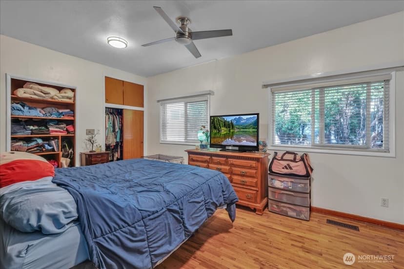 Property photo for 7355 17th Avenue NW, Seattle photo 18