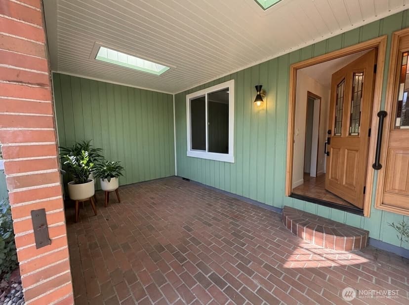 Property photo for 6317 45th Street Ct W, University Place photo 10