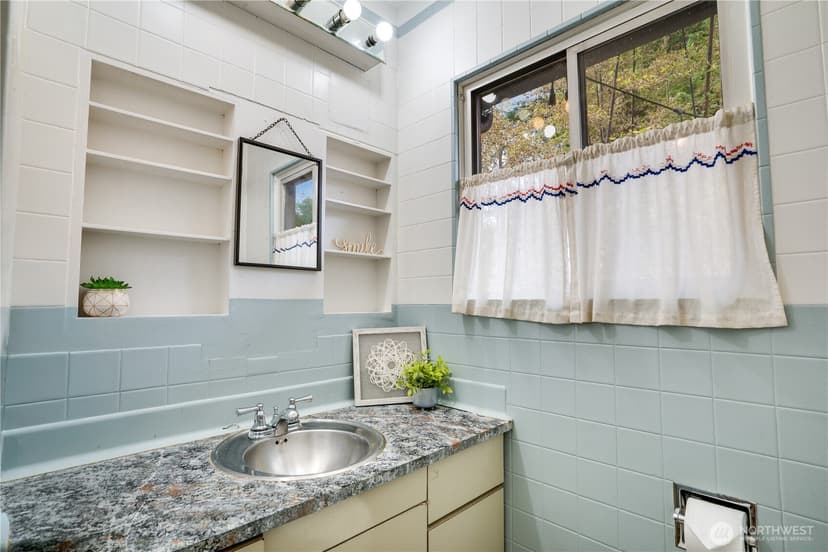 Property photo for 11457 Glendale Way S, Seattle photo 16
