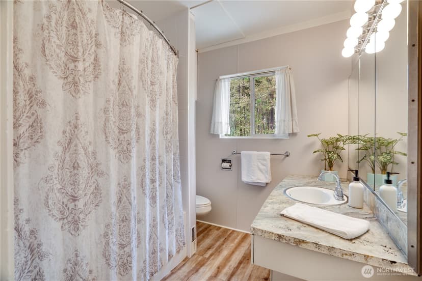 Property photo for 11457 Glendale Way S, Seattle photo 13