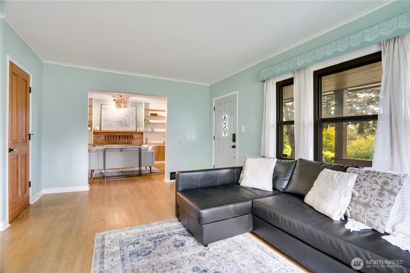 Property photo for 11457 Glendale Way S, Seattle photo 5