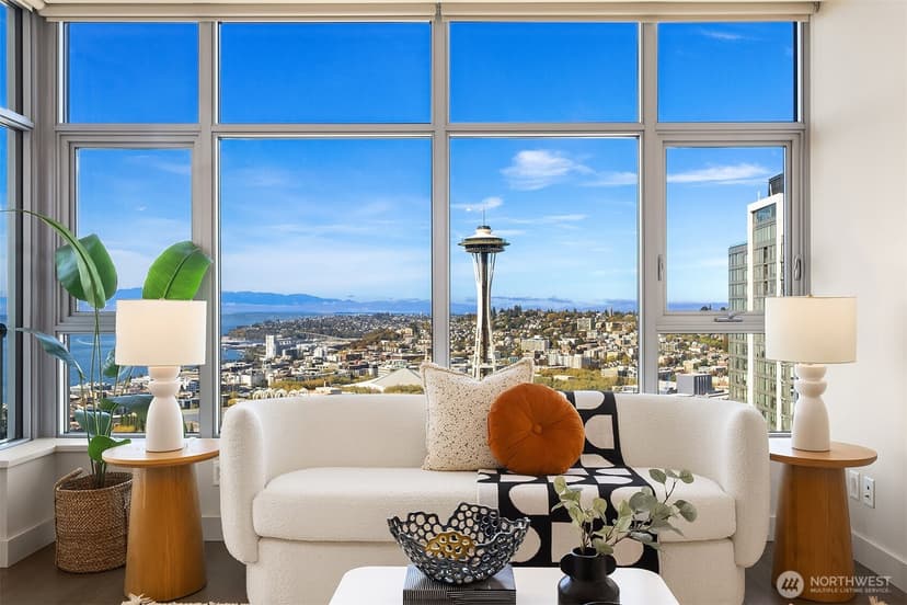 Property photo for 583 Battery Street #3604N, Seattle photo 3