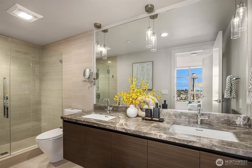 Property photo for 583 Battery Street #3604N, Seattle photo 19