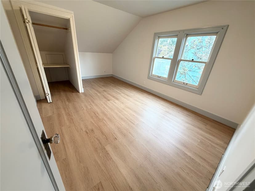 Property photo for 6706 12th Avenue NW, Seattle photo 12
