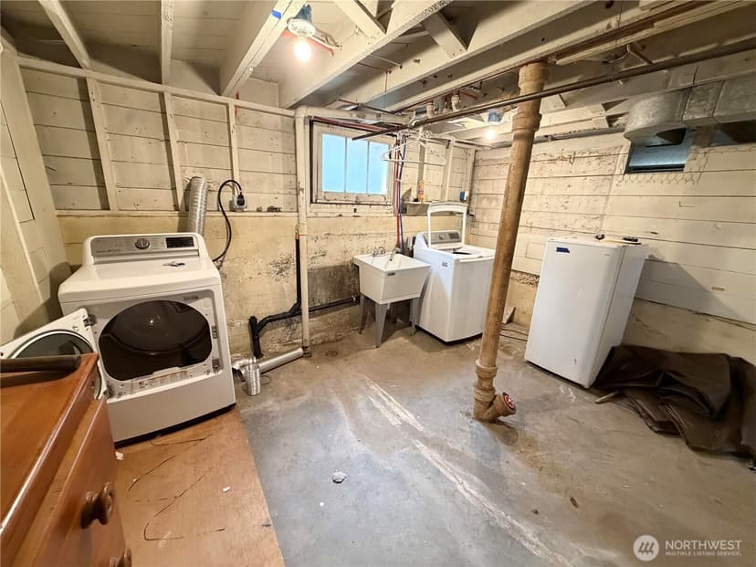 Property photo for 6706 12th Avenue NW, Seattle photo 16