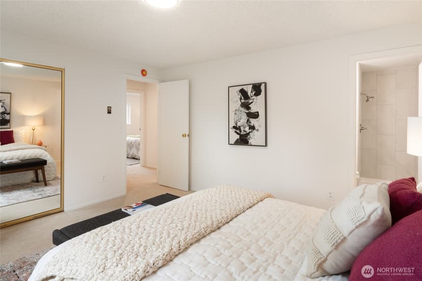 Property photo for 21212 4th Avenue W, Bothell photo 14