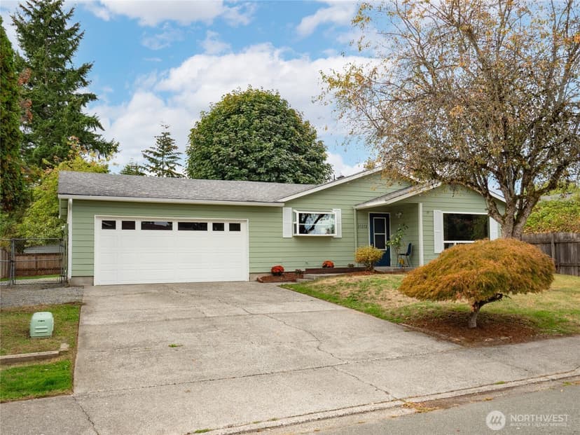 Property photo for 21212 4th Avenue W, Bothell photo 26