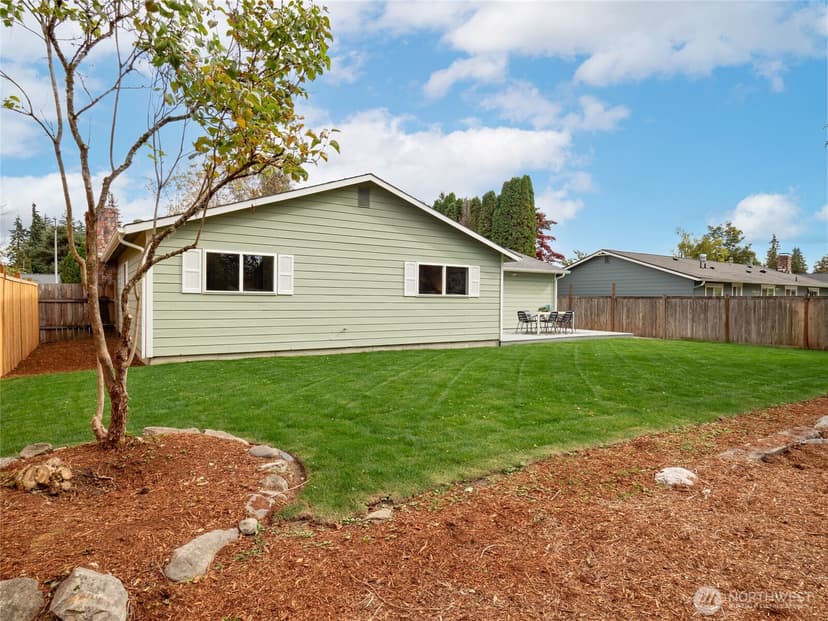 Property photo for 21212 4th Avenue W, Bothell photo 22