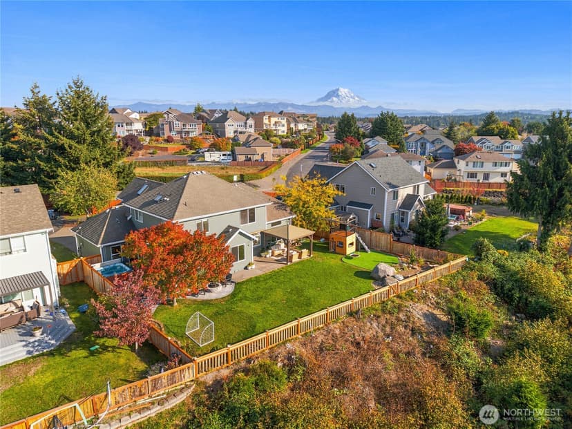 Property photo for 9616 180th Avenue E, Bonney Lake photo 2