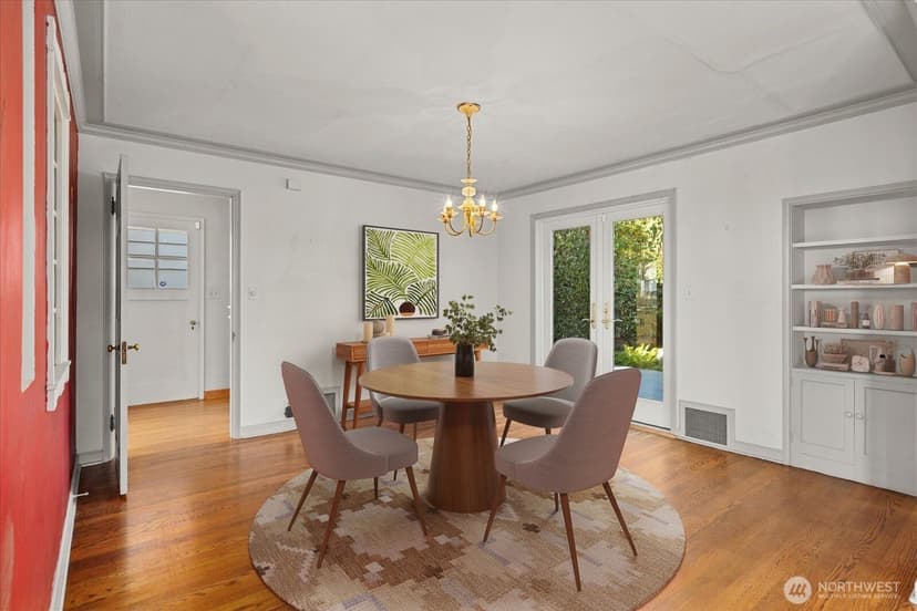 Property photo for 2620 W Lynn Street, Seattle photo 11