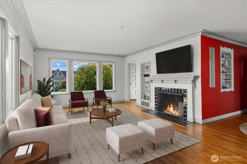 Property photo for 2620 W Lynn Street, Seattle photo 8