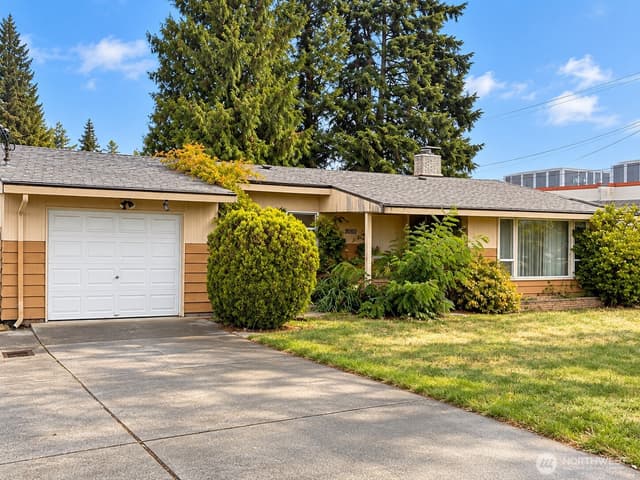 Property photo for 3060 S 154th Street, SeaTac photo 2