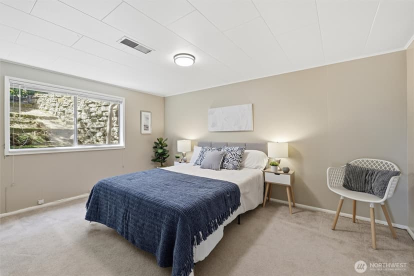 Property photo for 18540 63rd Avenue NE, Kenmore photo 35