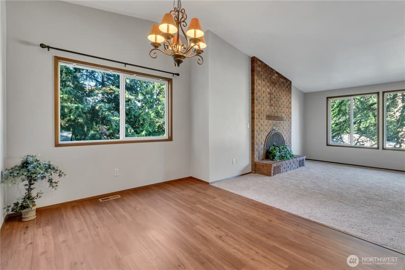 Property photo for 217 S 315th Place, Federal Way photo 9