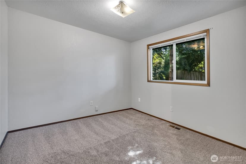Property photo for 217 S 315th Place, Federal Way photo 19