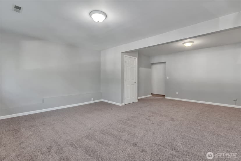 Property photo for 217 S 315th Place, Federal Way photo 25