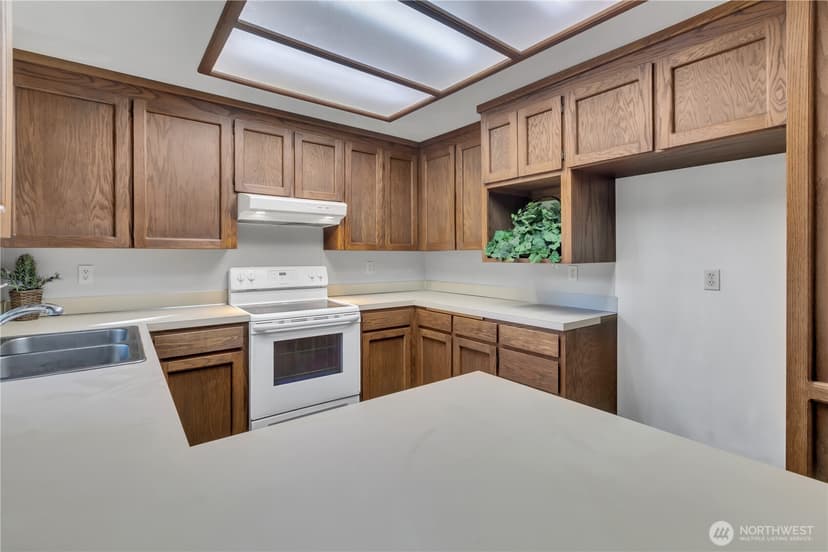 Property photo for 217 S 315th Place, Federal Way photo 10