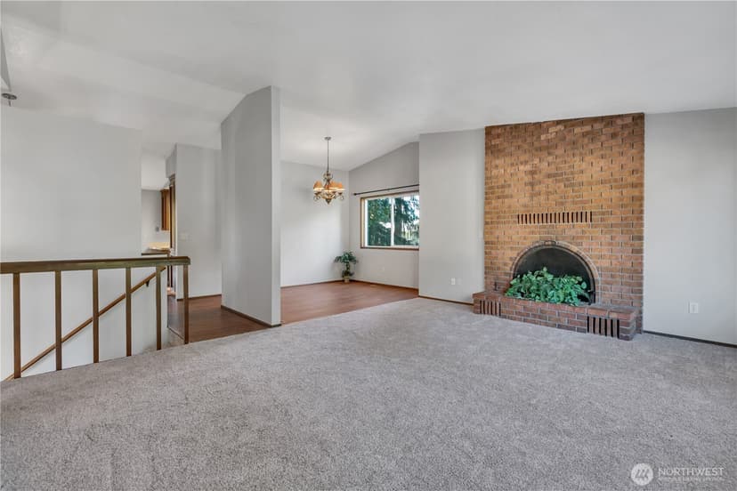 Property photo for 217 S 315th Place, Federal Way photo 5