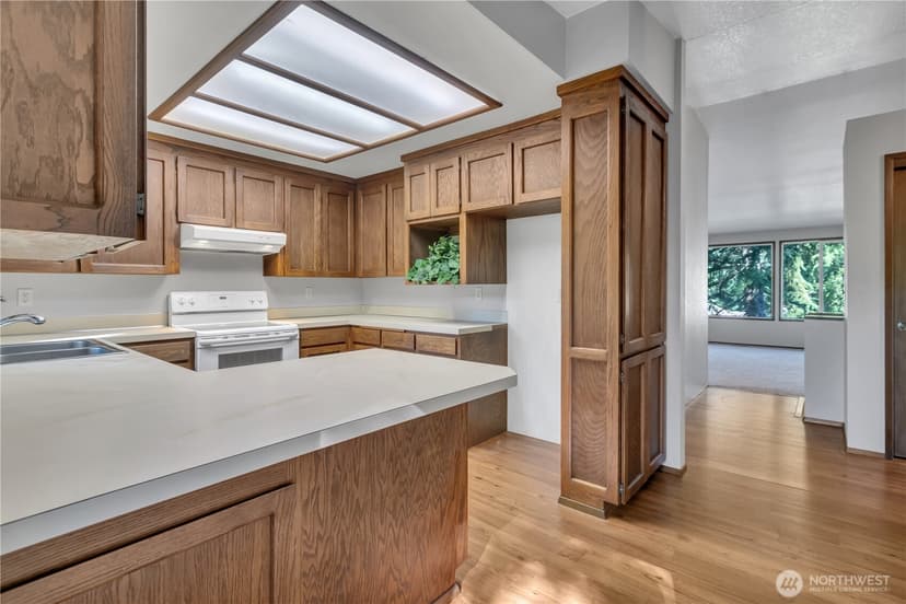 Property photo for 217 S 315th Place, Federal Way photo 12