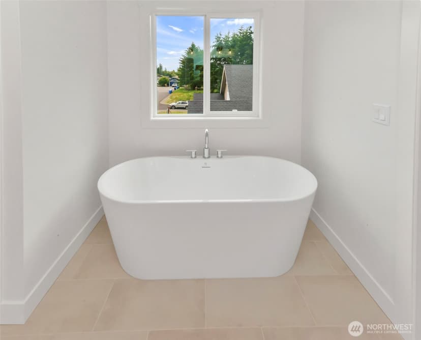 Property photo for 16933 32nd Avenue E, Tacoma photo 21