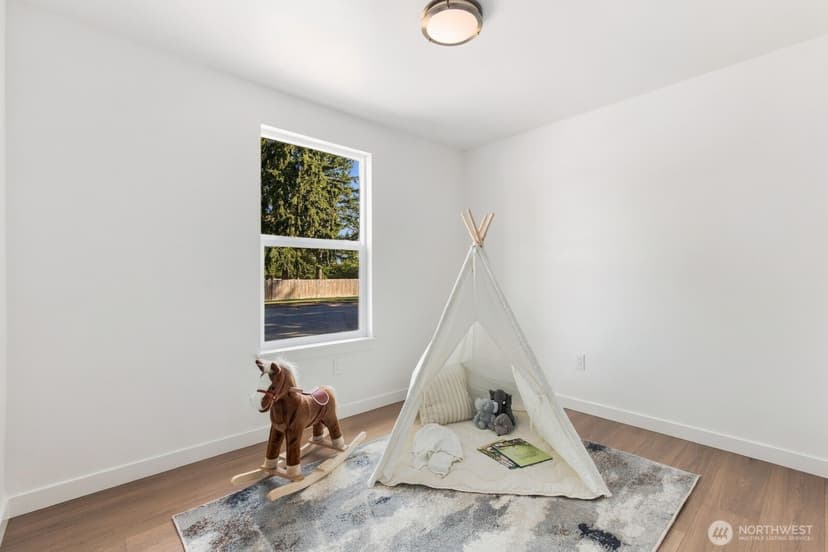 Property photo for 30205 29th Avenue S, Federal Way photo 24