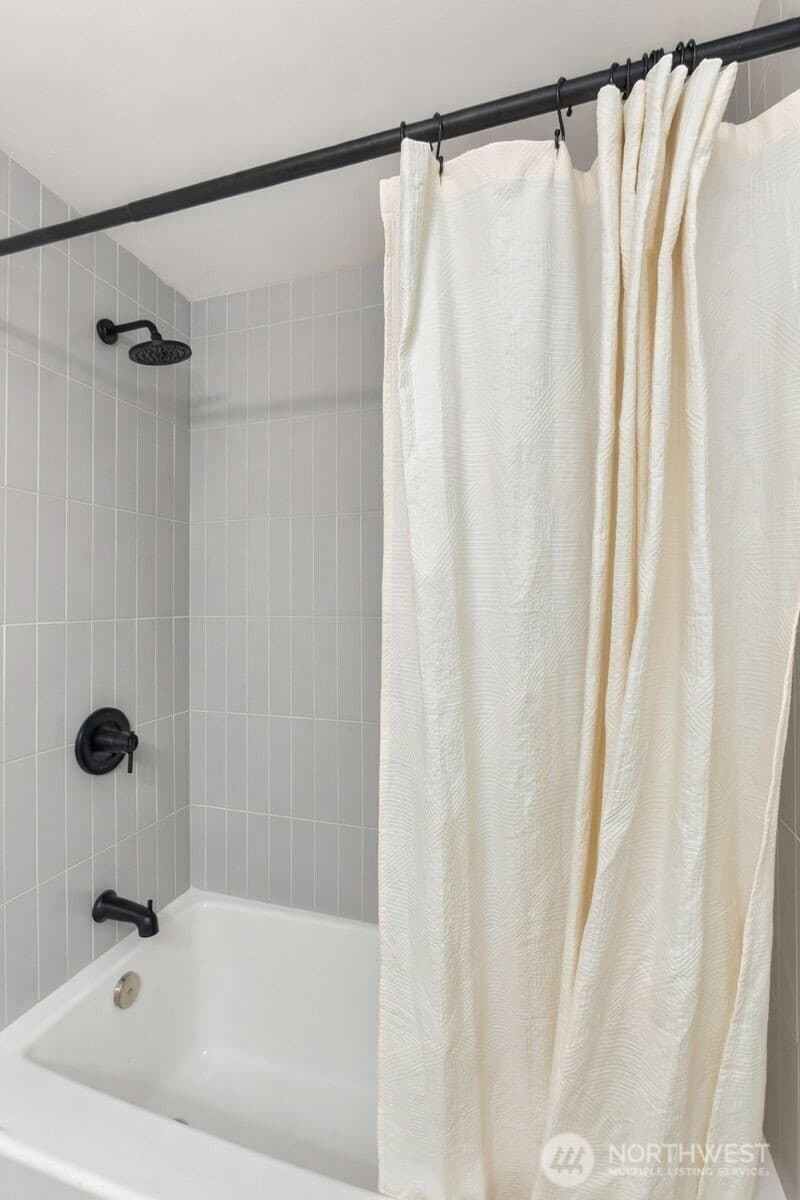 Property photo for 30205 29th Avenue S, Federal Way photo 20