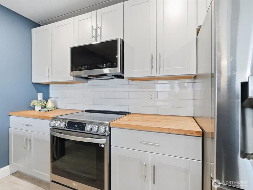 Property photo for 1603 S Walters Road, Tacoma photo 17