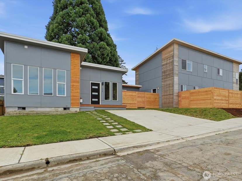 Property photo for 1603 S Walters Road, Tacoma photo 2