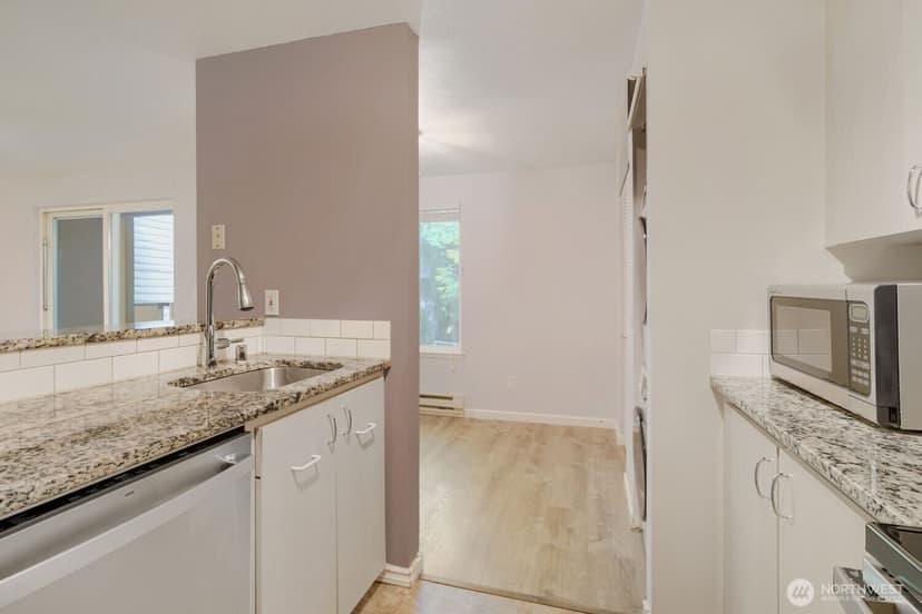 Property photo for 7305 224th Street SW #F6, Edmonds photo 9
